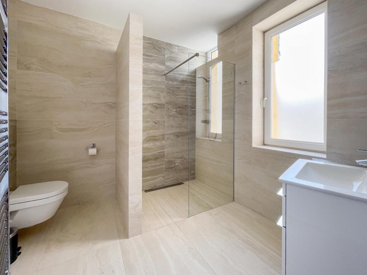 Elysian Apartment Bratislava Extérieur photo
